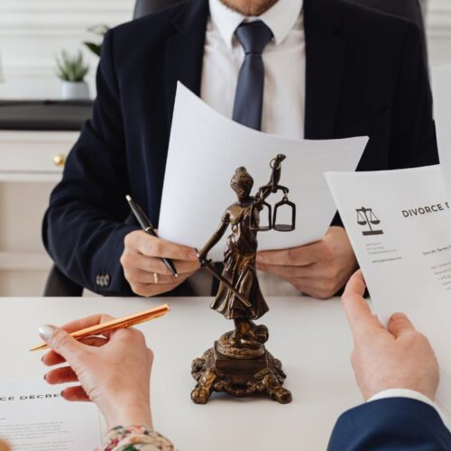 how to hire a divorce attorney in colorado